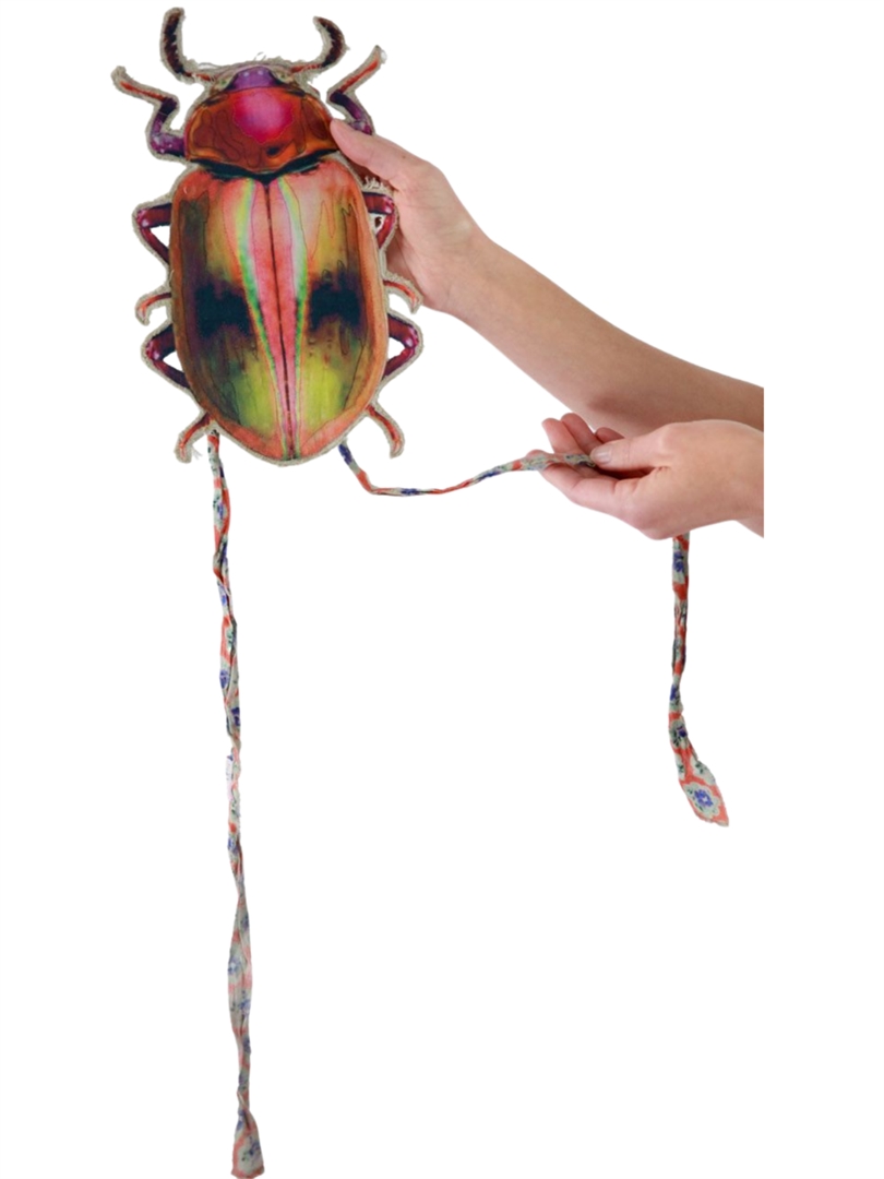 Beetle Bug Jabot