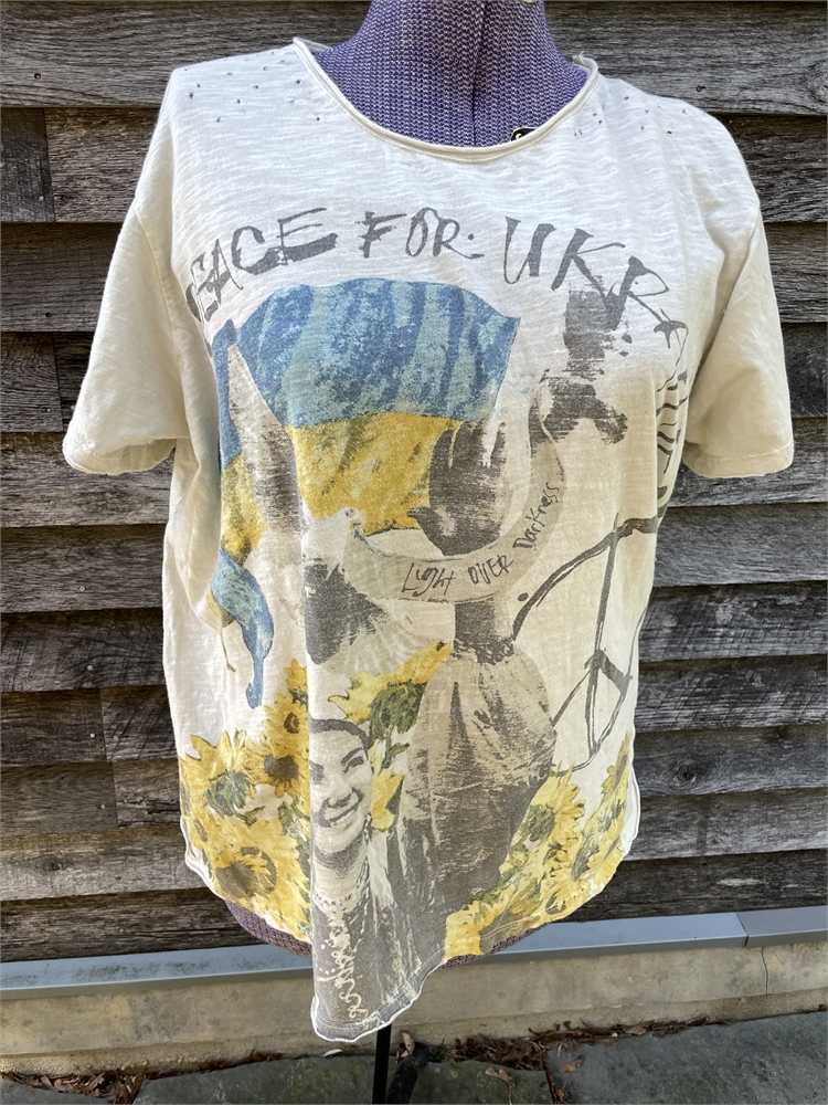 Magnolia Pearl Peace top for Ukraine tee